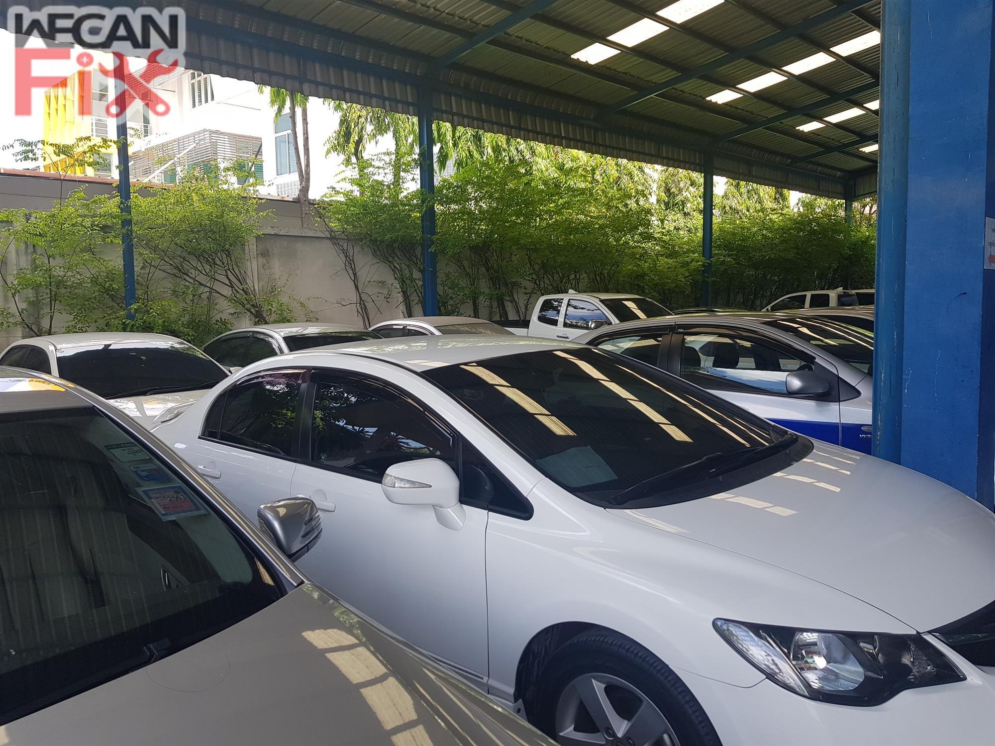 ที่จอดรถรอส่งคืนลูกค้า