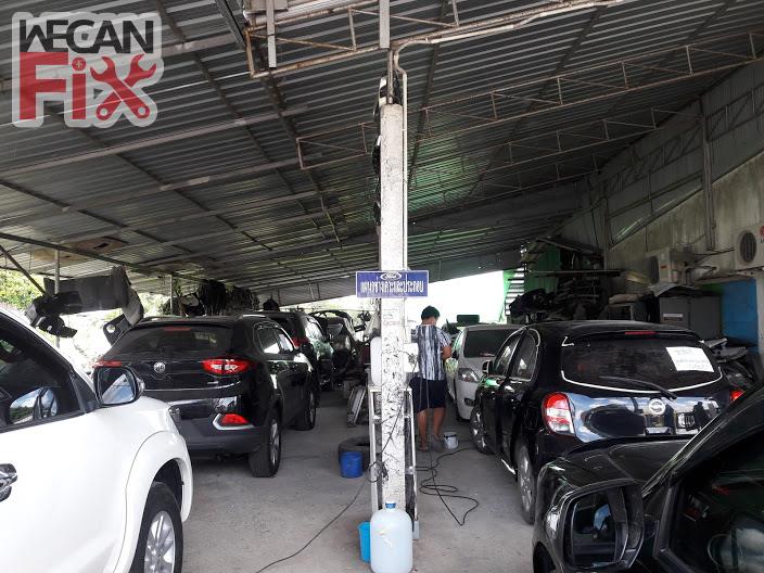 ที่จอดรถรอส่งคืนลูกค้า