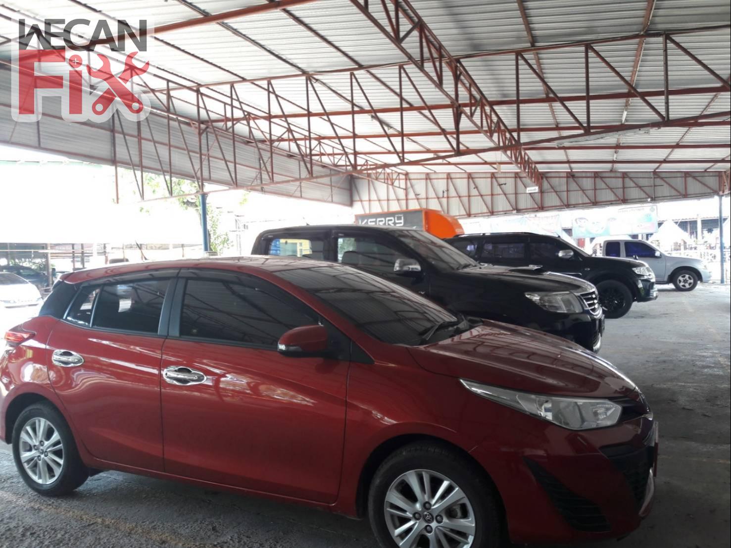 ที่จอดรถรอส่งคืนลูกค้า