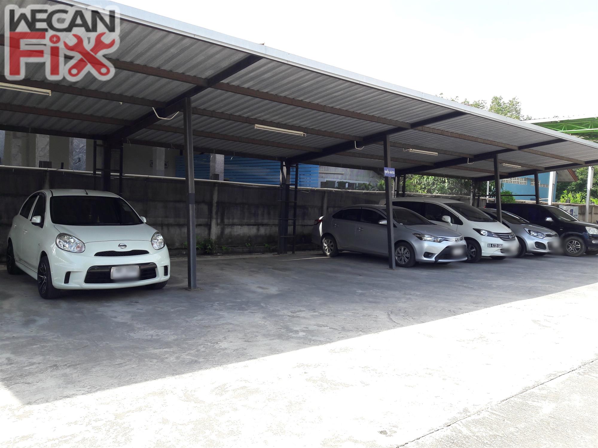 ที่จอดรถรอส่งคืนลูกค้า