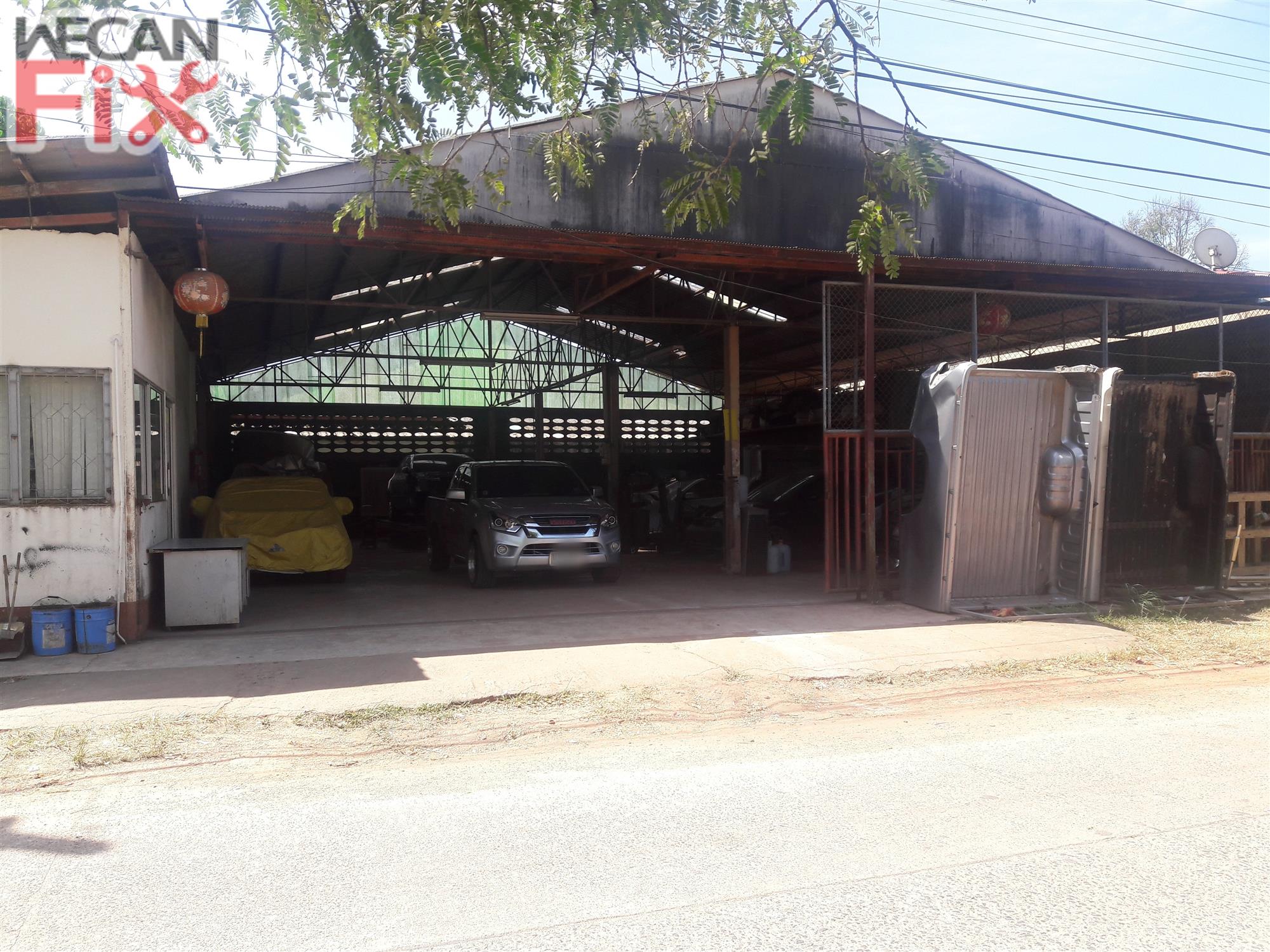 ที่จอดรถรอส่งคืนลูกค้า