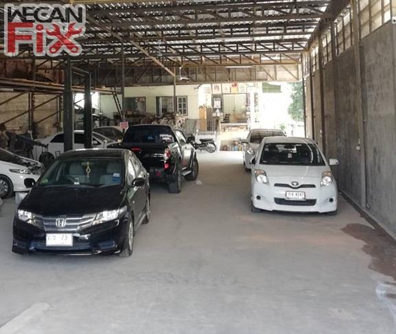 ที่จอดรถรอส่งคืนลูกค้า