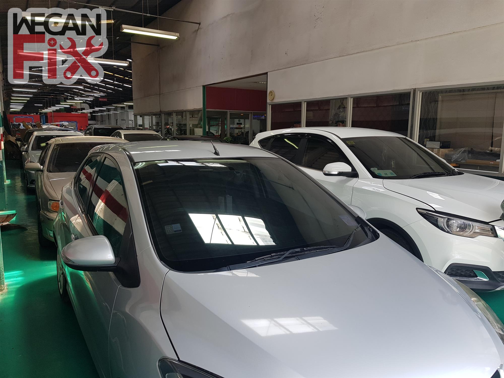 ที่จอดรถรอส่งคืนลูกค้า