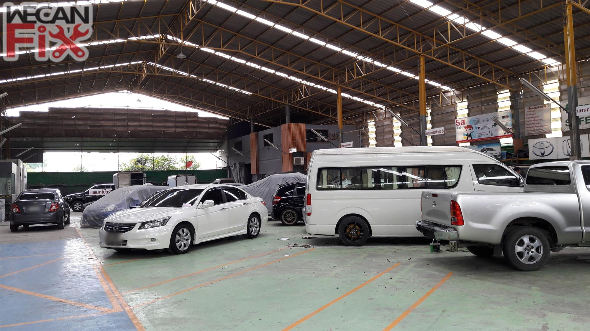 ที่จอดรถรอส่งคืนลูกค้า