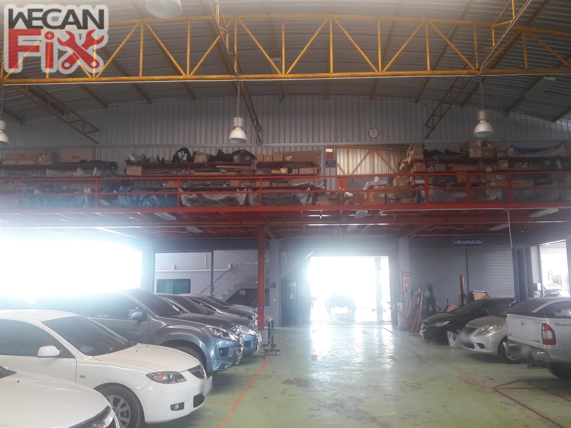 ที่จอดรถรอส่งคืนลูกค้า